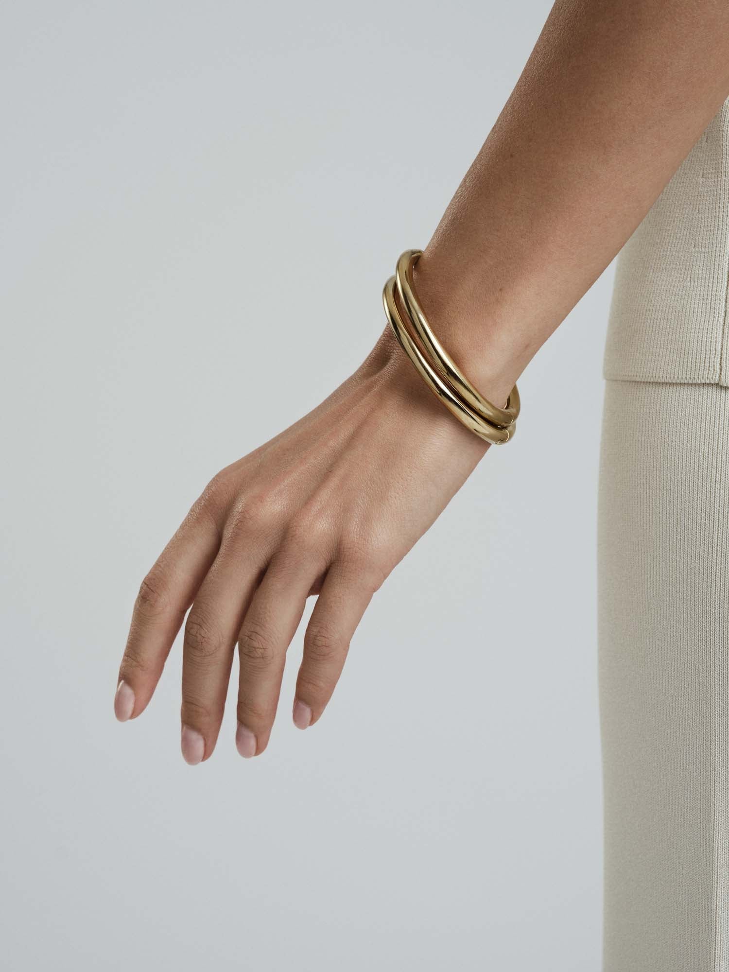 Aura Bold Bangle - Image 6
