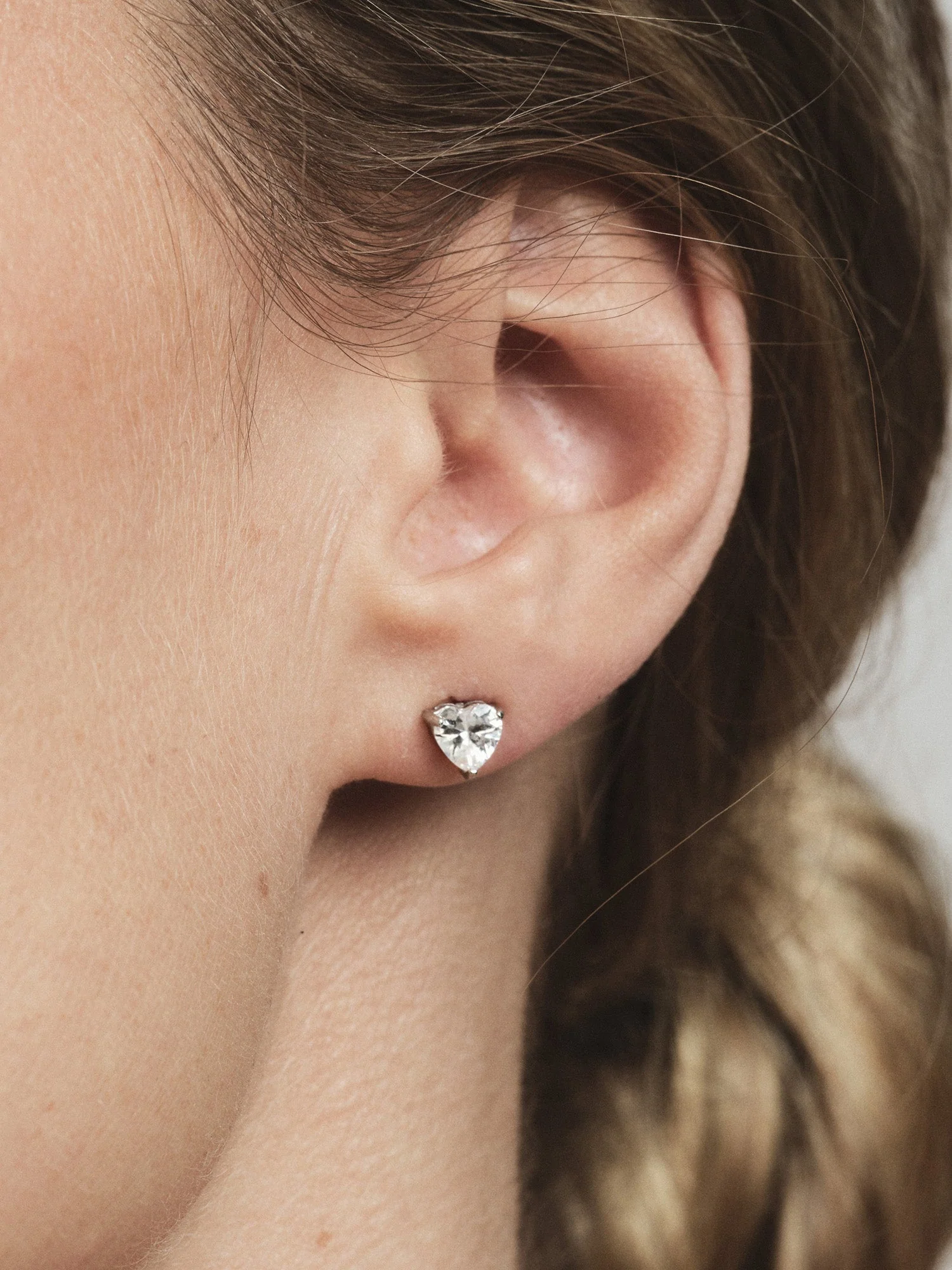 Bonne White Studs - Image 3
