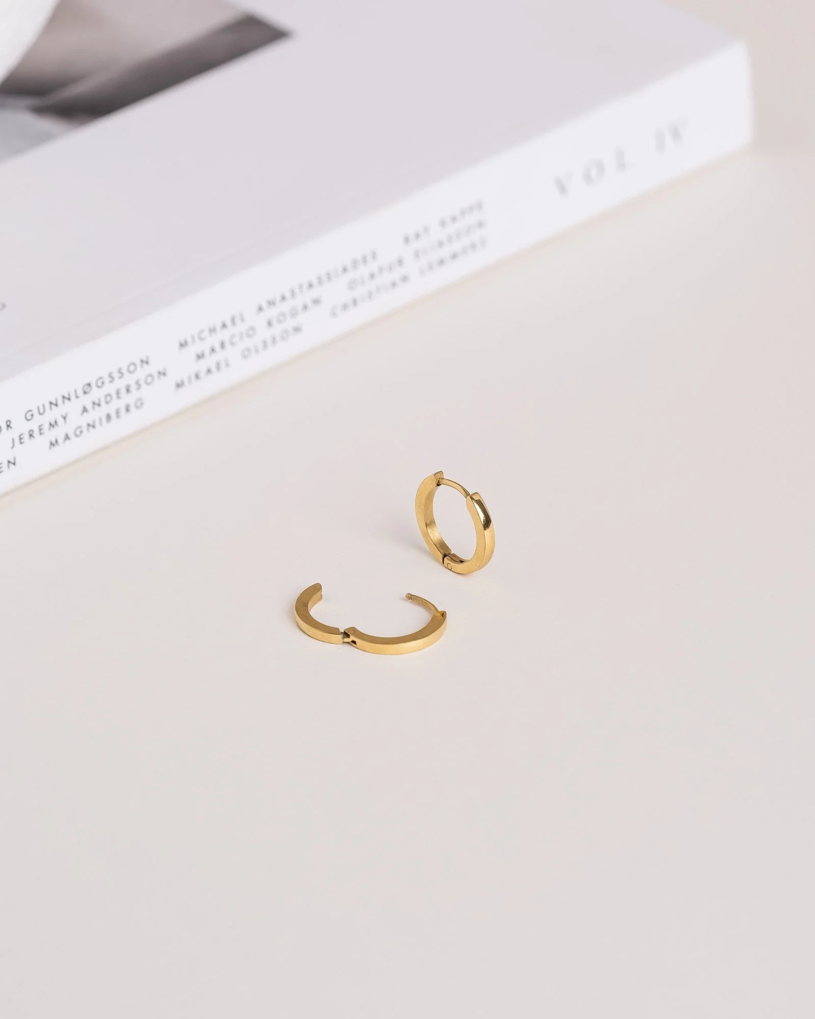 Classic Hoops Medium - Image 4
