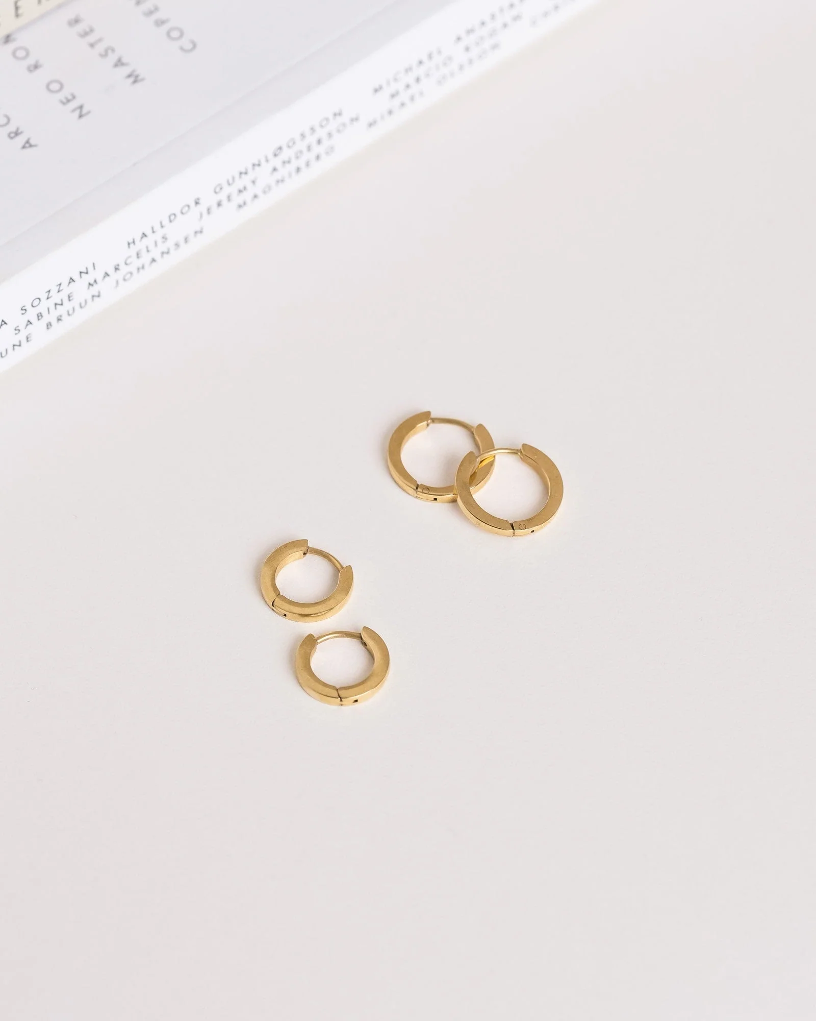 Classic Hoops Medium - Image 5