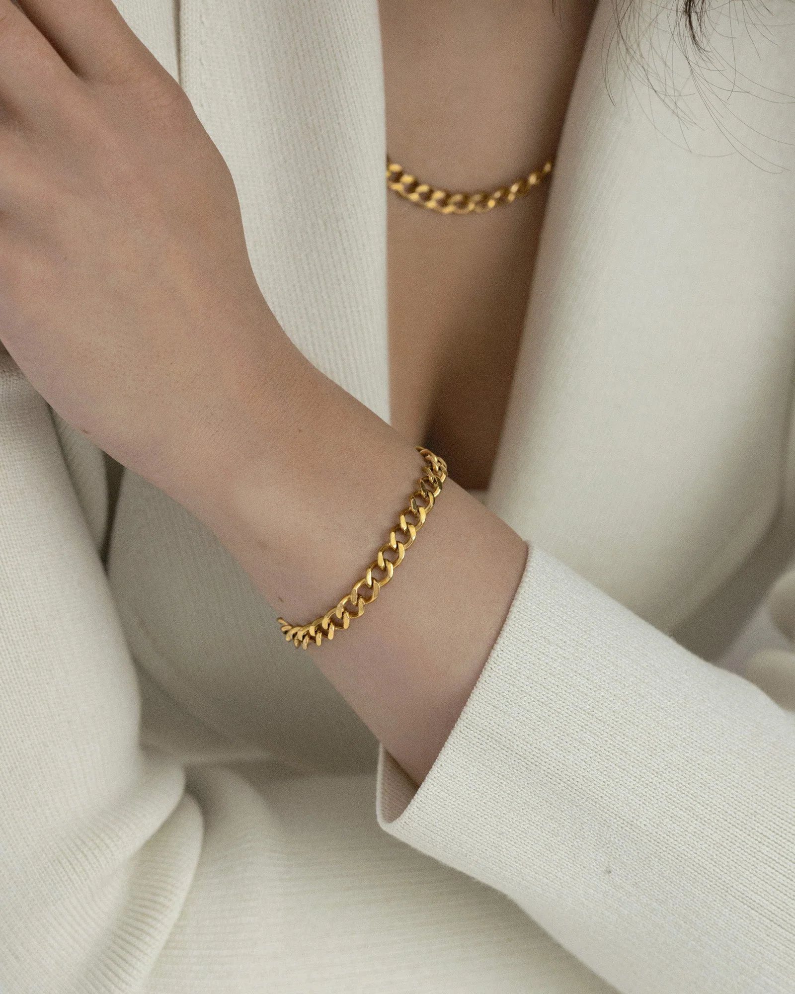 Curb Chain Bracelet - Image 3