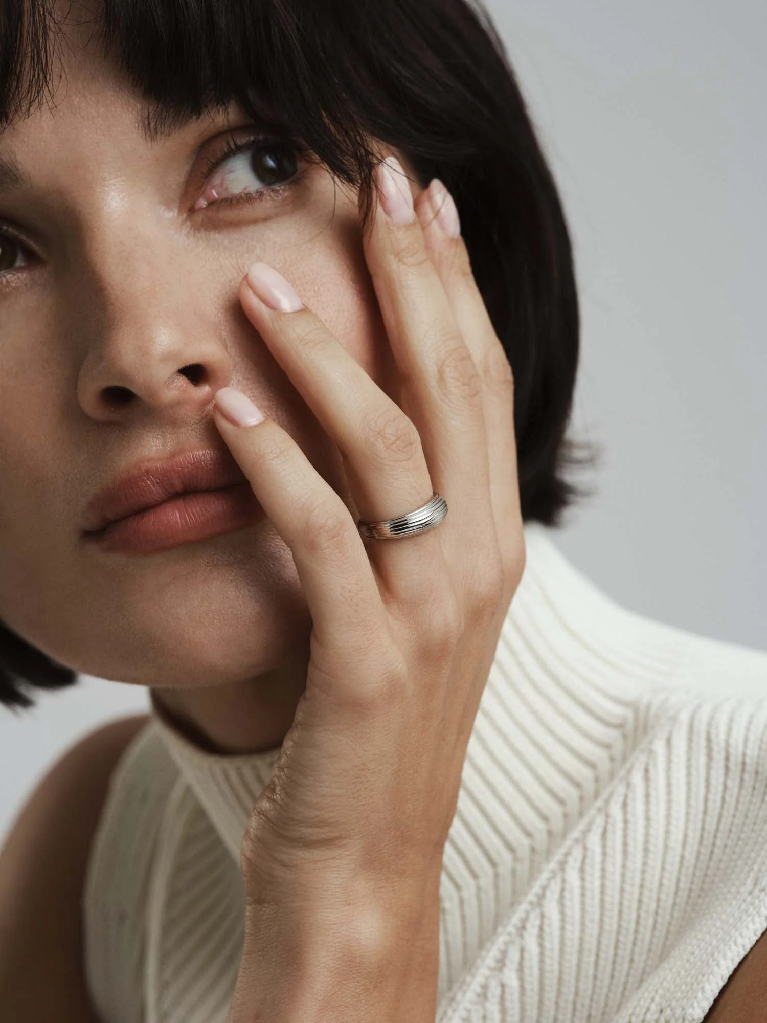 Edge Ribbed Ring - Image 3