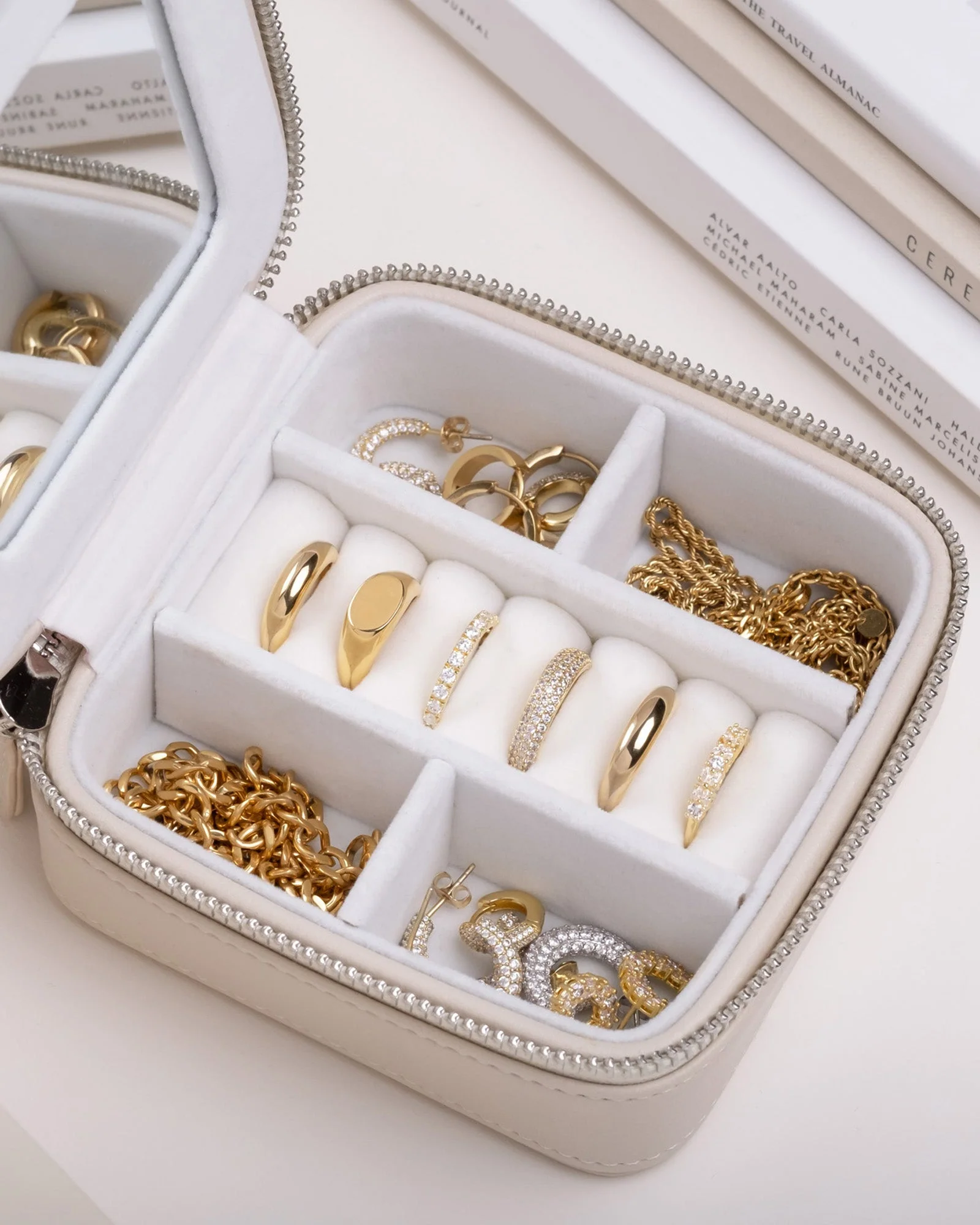 Jewelry Case Box Small Beige - Image 3