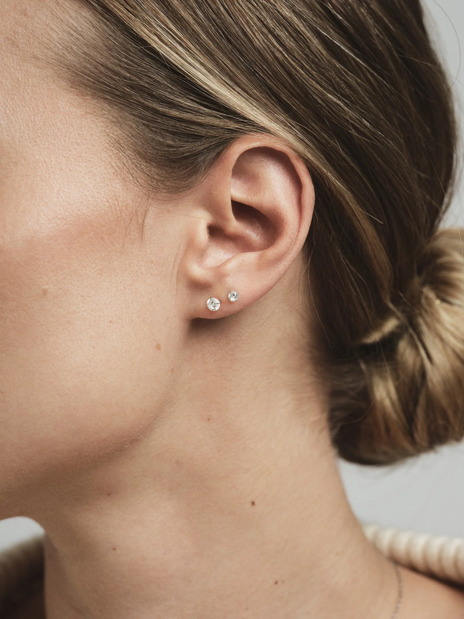 Jolie White Medium Studs - Image 6