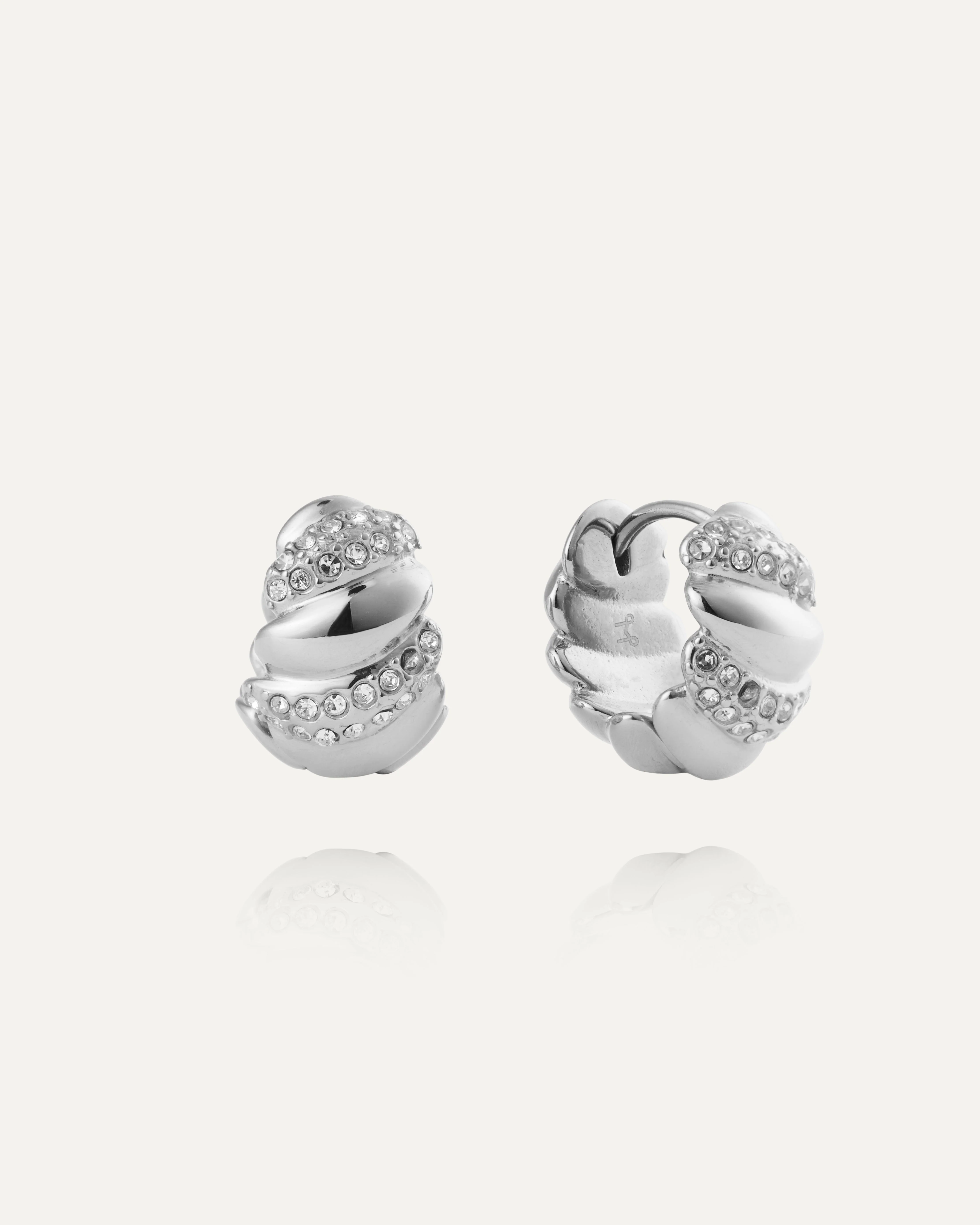 Noela Medium Hoops