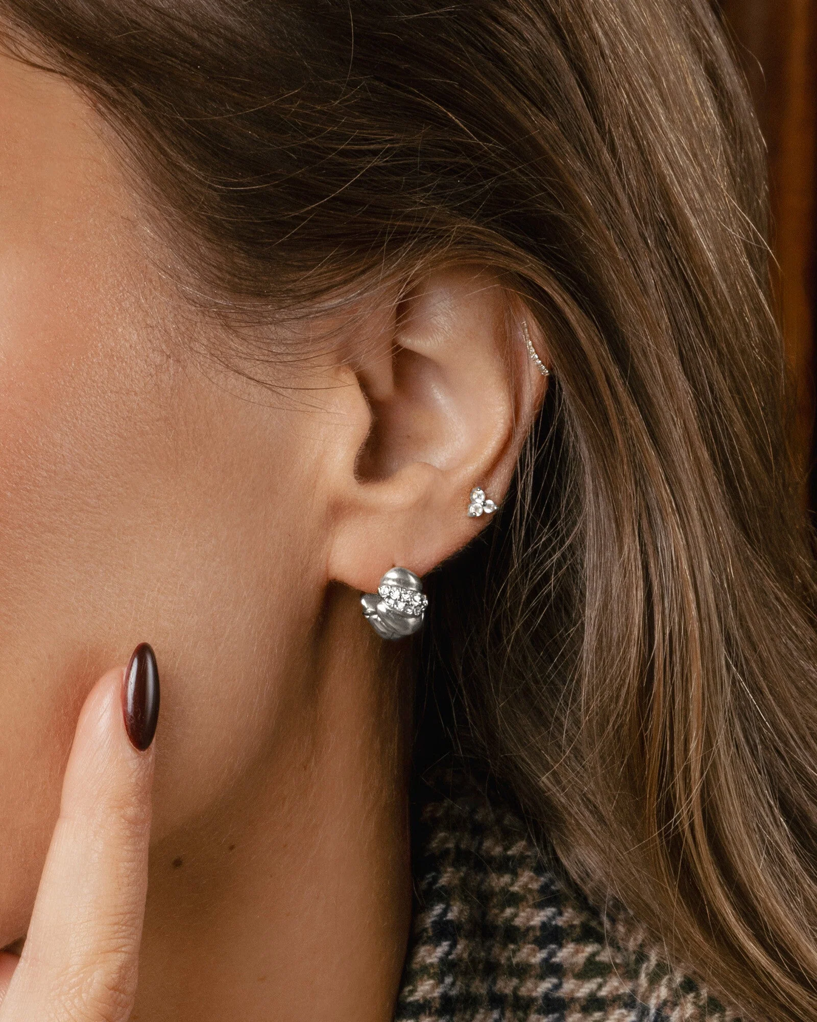 Noela Small Hoops - Image 2