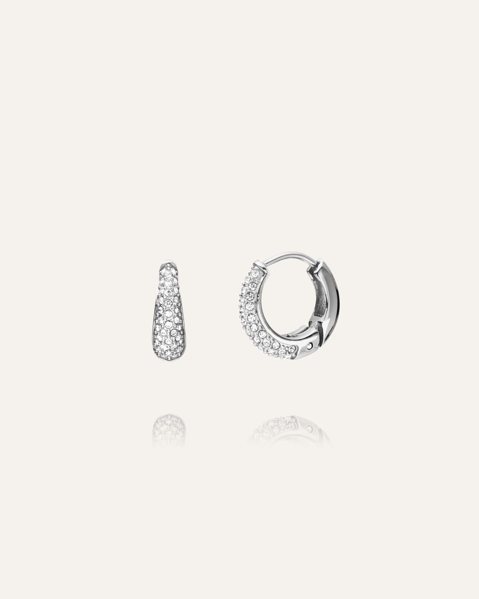 Pavé precious small hoops