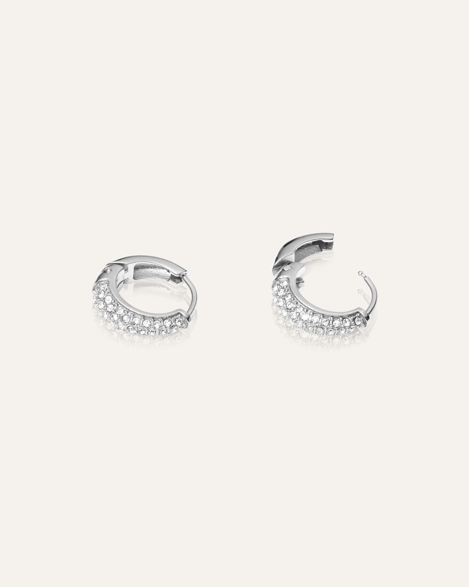 Pavé precious small hoops - Image 4
