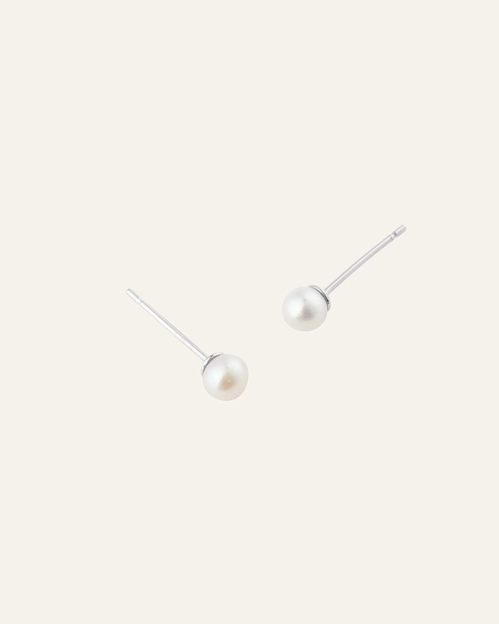 Pearl Studs Small - Image 5