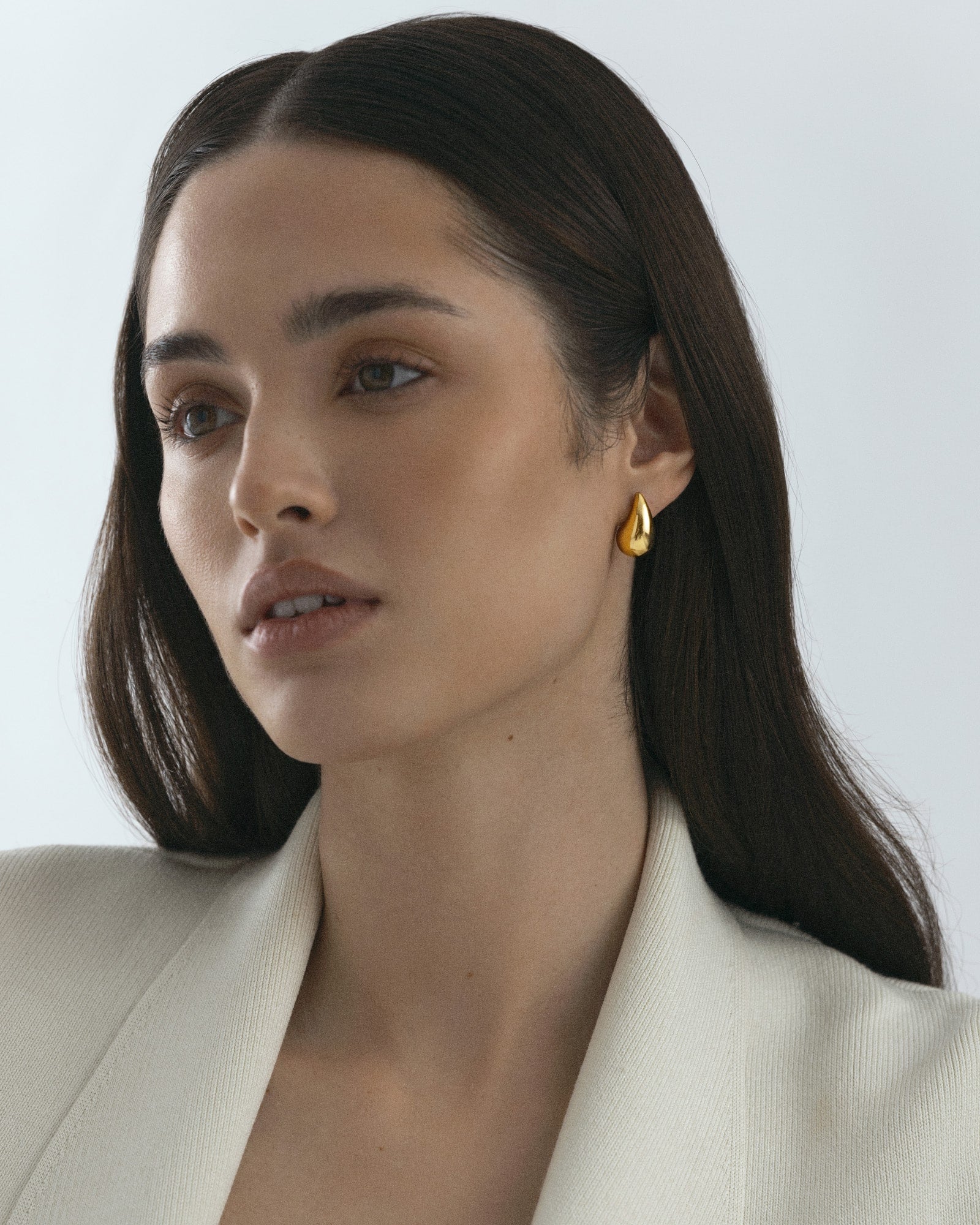 Plain daring small earring - Image 2