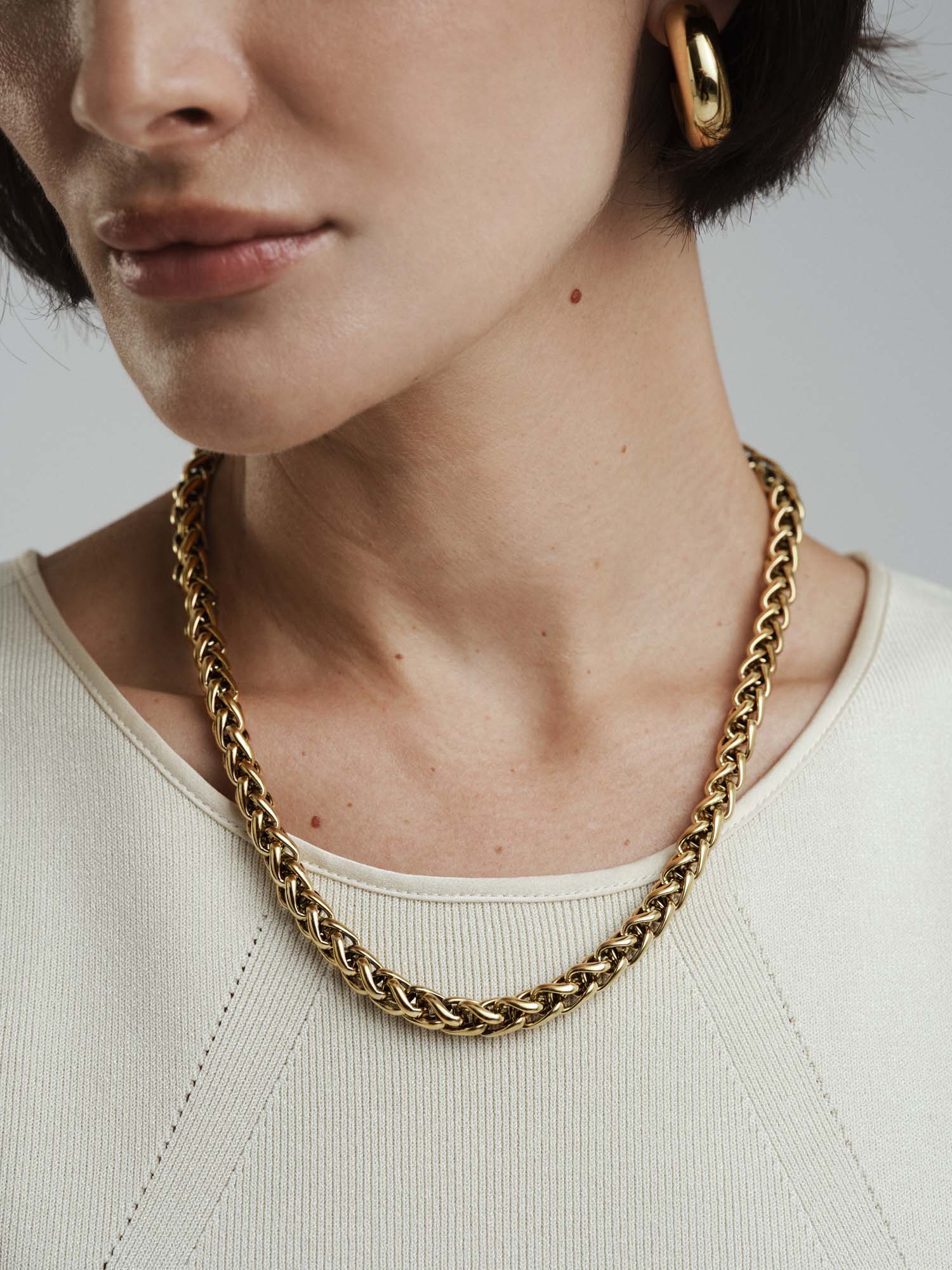 Rebel Chain Necklace - Image 3