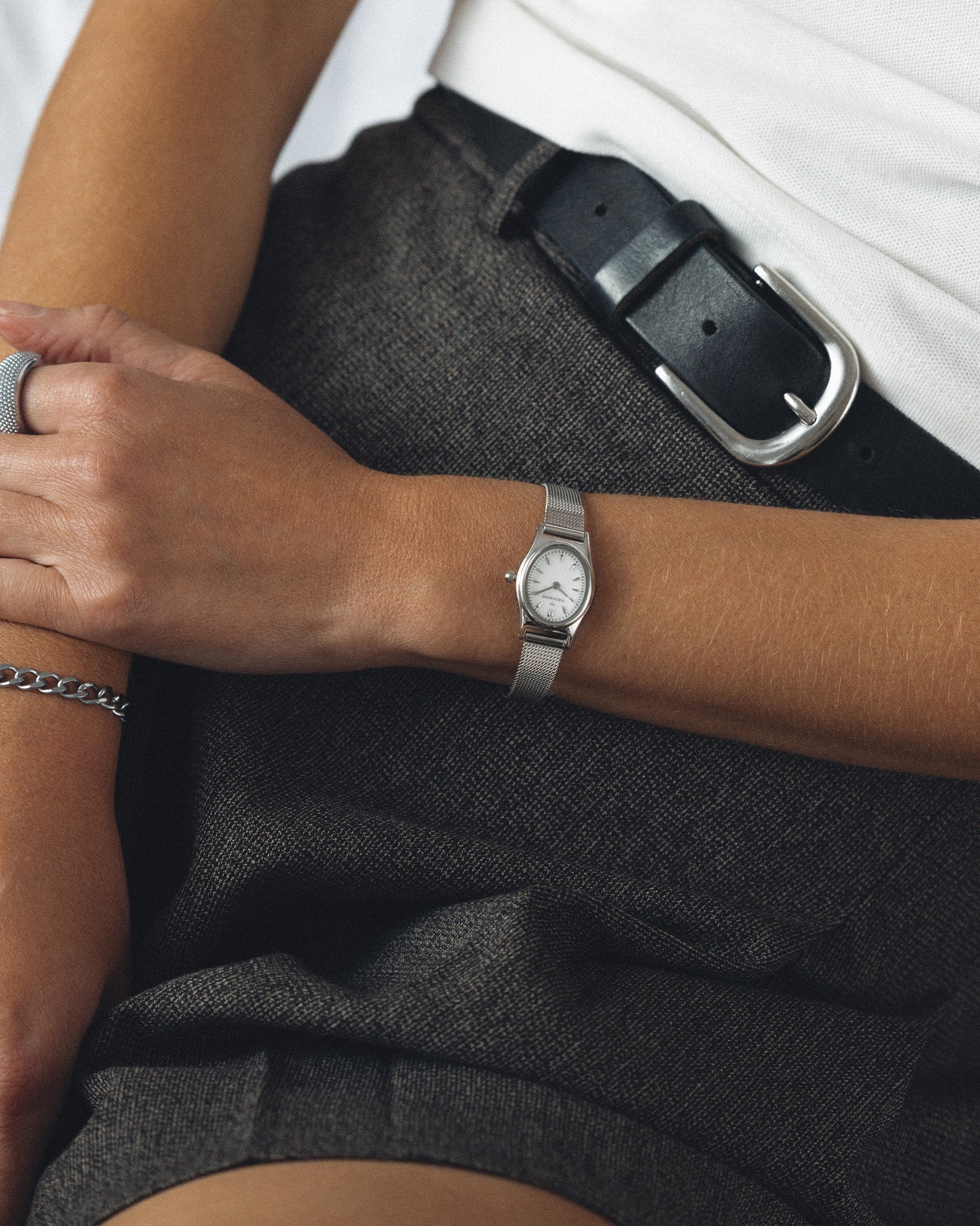 Retro Mesh Watch - Image 3