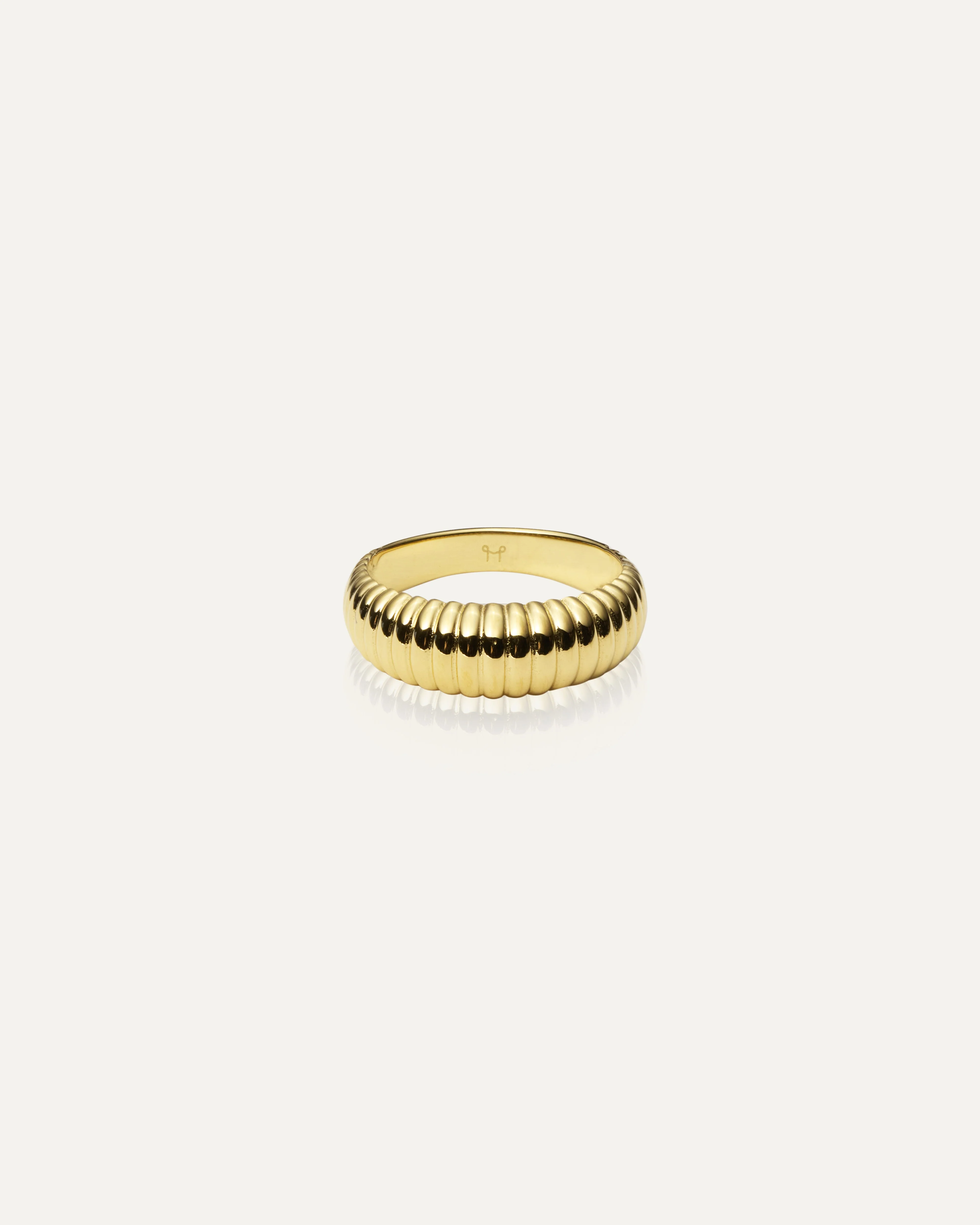 Retro Ribbed Ring - Image 4