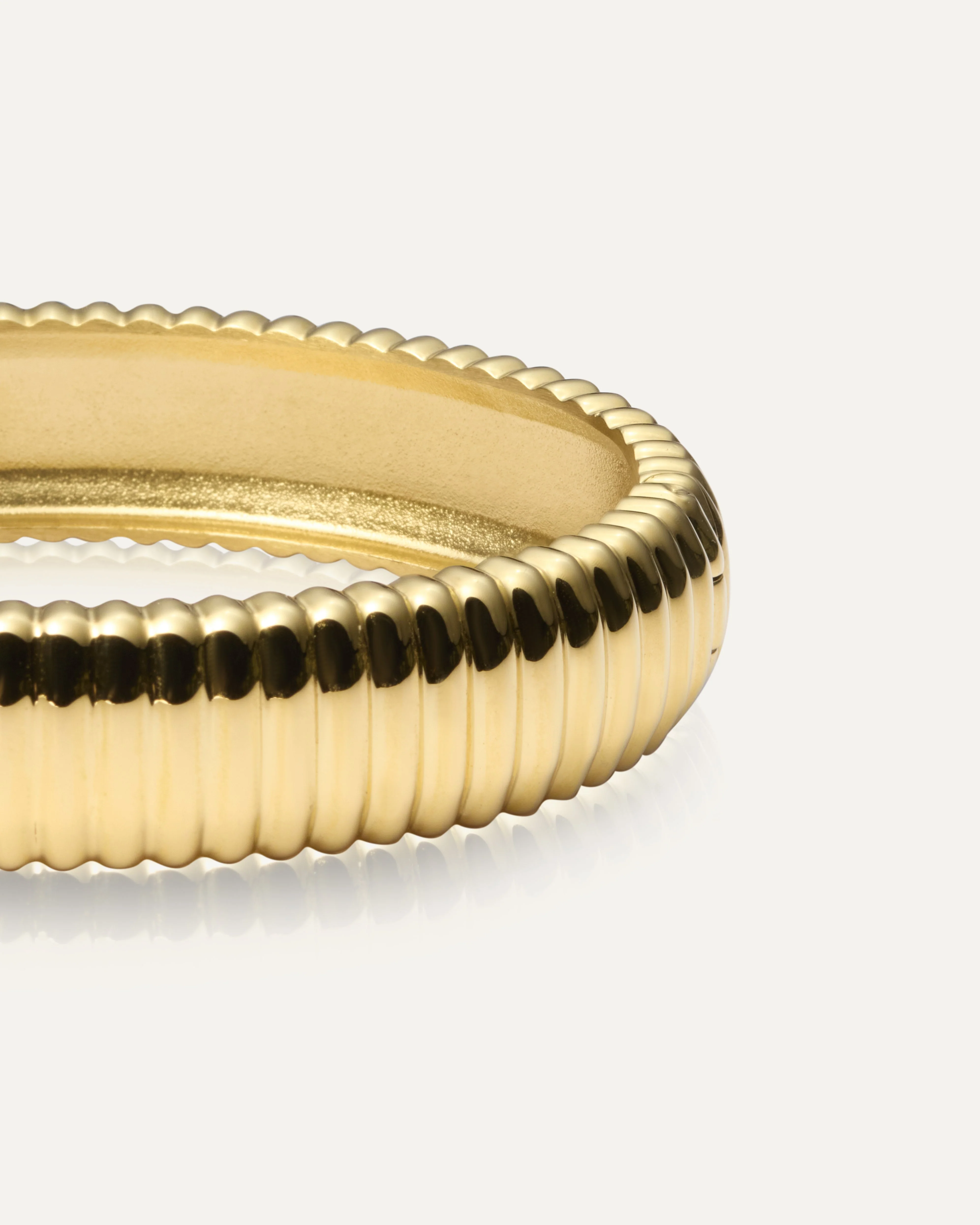 Retro Ribbed Bangle - Image 4