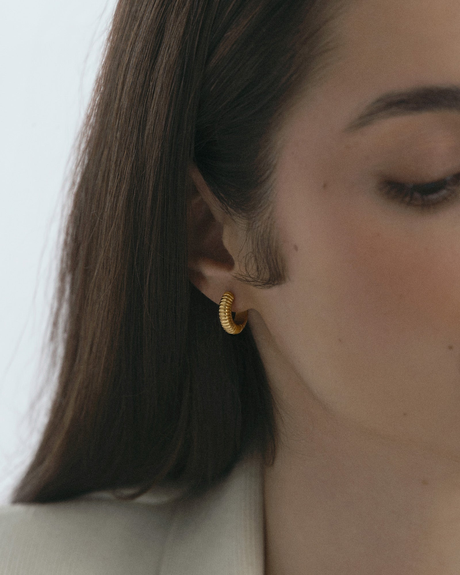 Ribbed Hoops Medium - Image 3