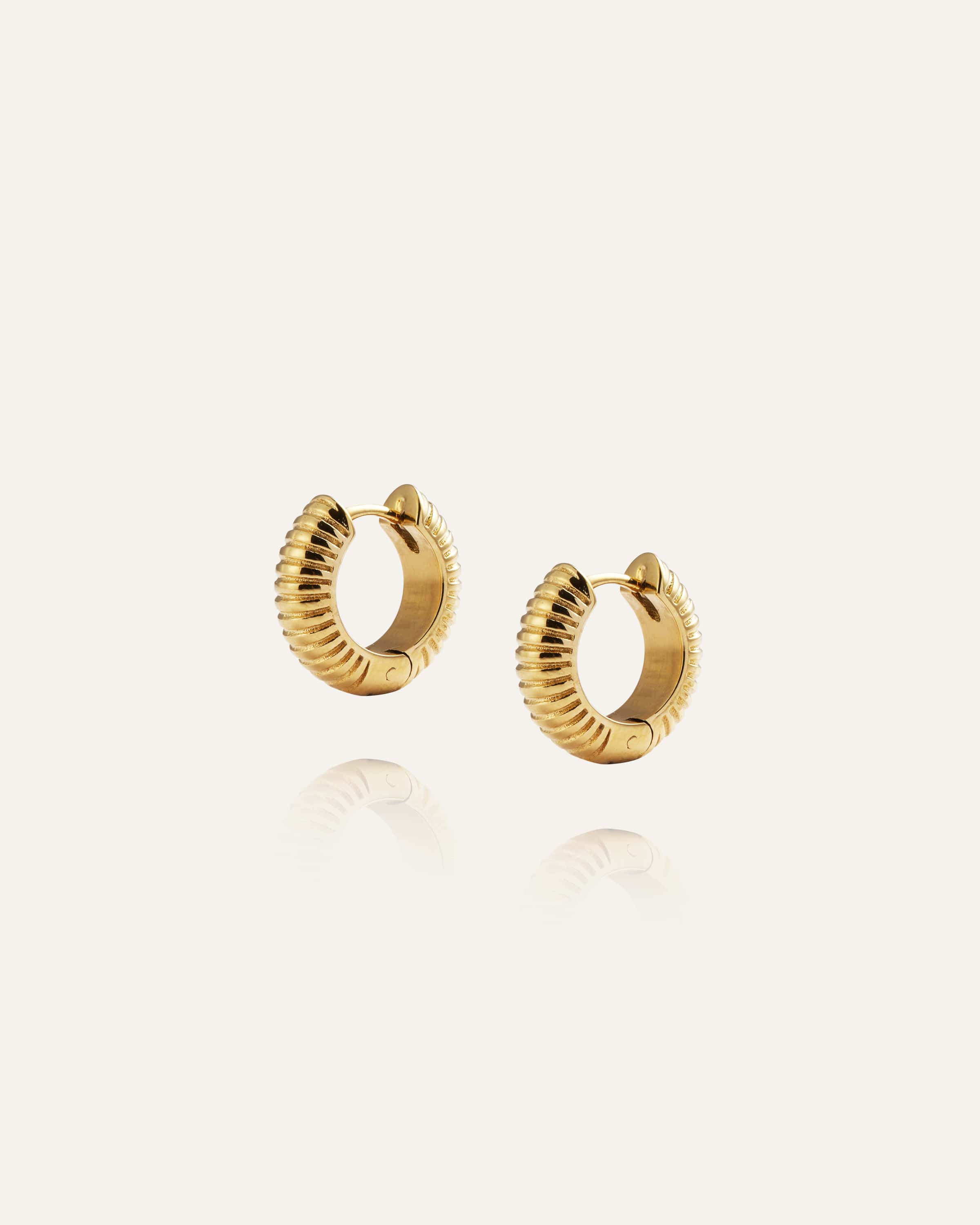 Ribbed Hoops Medium - Image 4