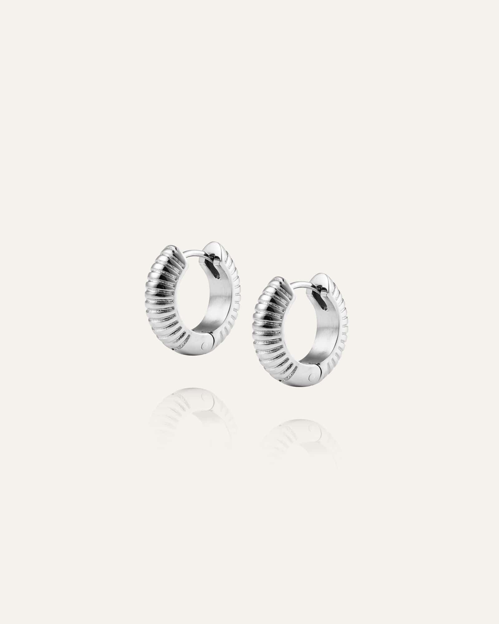 Ribbed Hoops Medium - Image 4