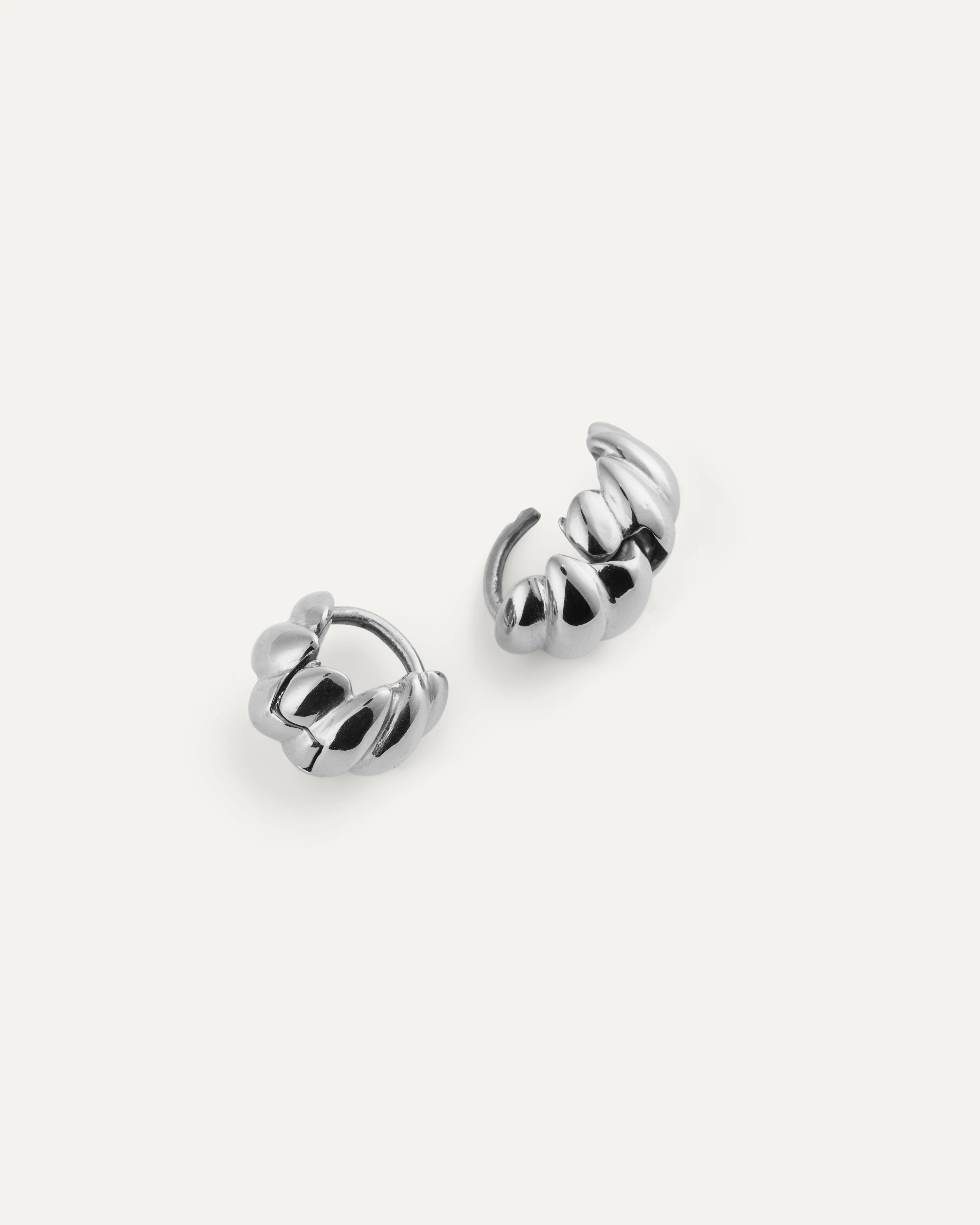 Seléne Small Hoops - Image 5