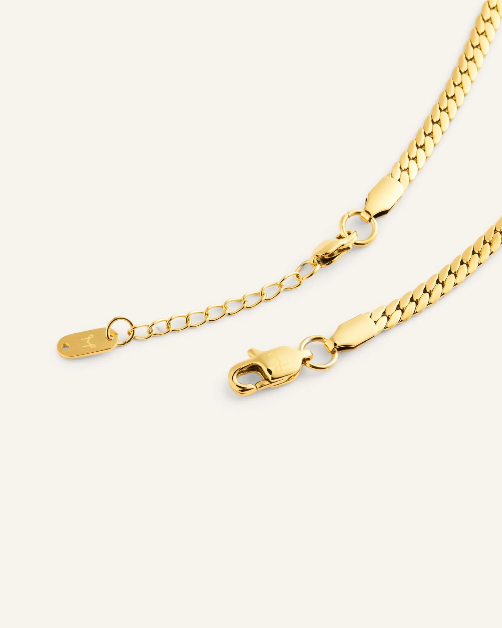 Serpentine Chain Gold Bracelet - Image 6