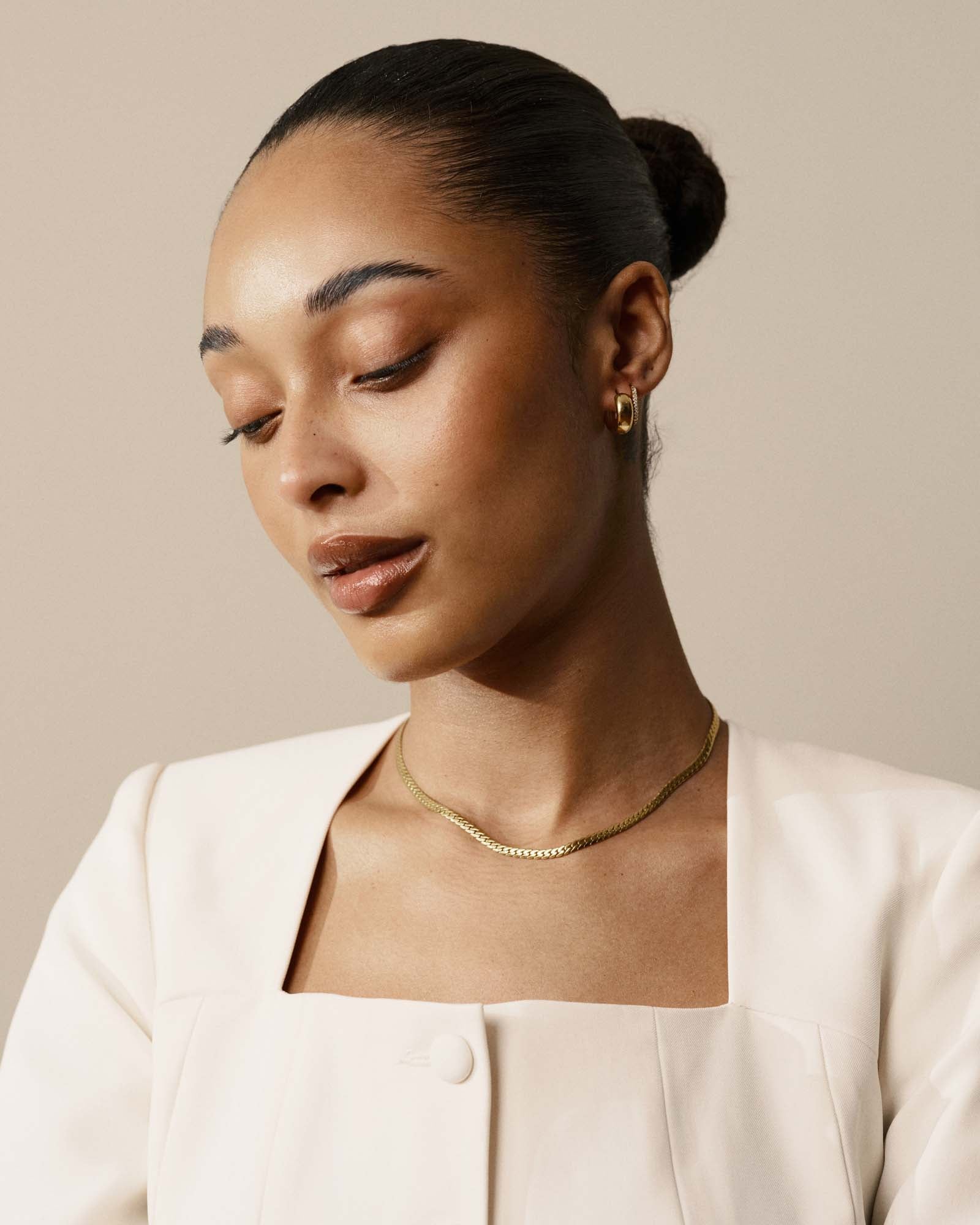 Serpentine Chain Gold Necklace - Image 2