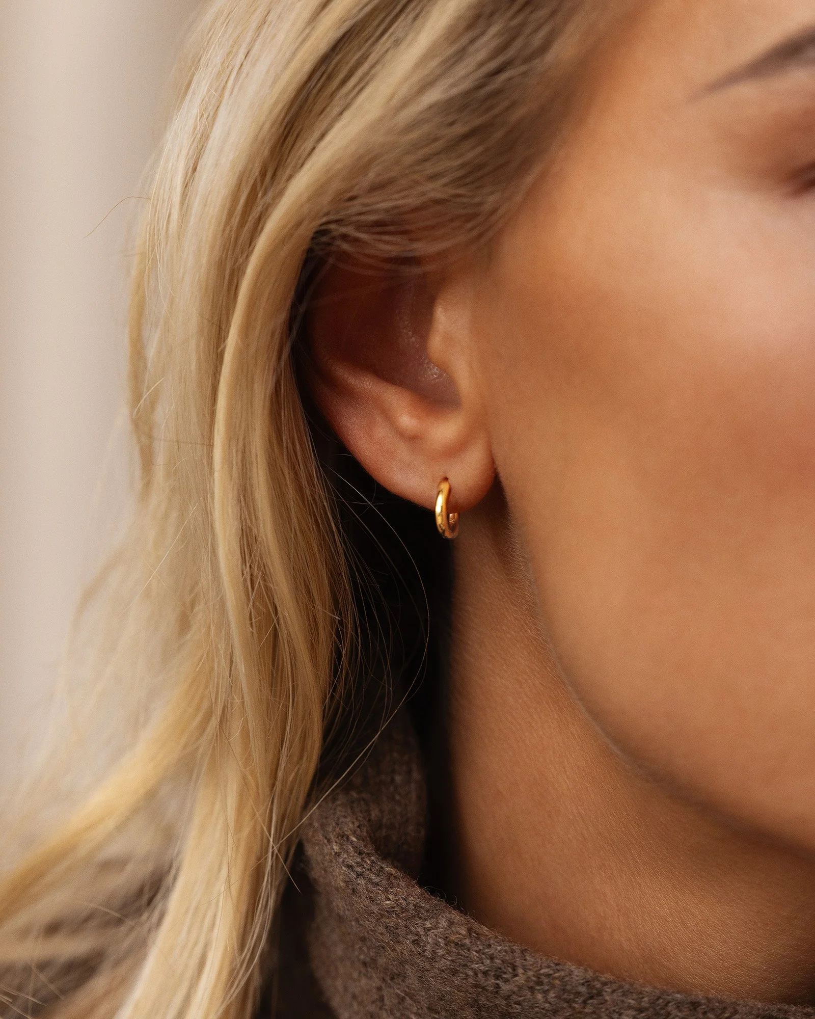 Slim Mini Hoops - Image 2