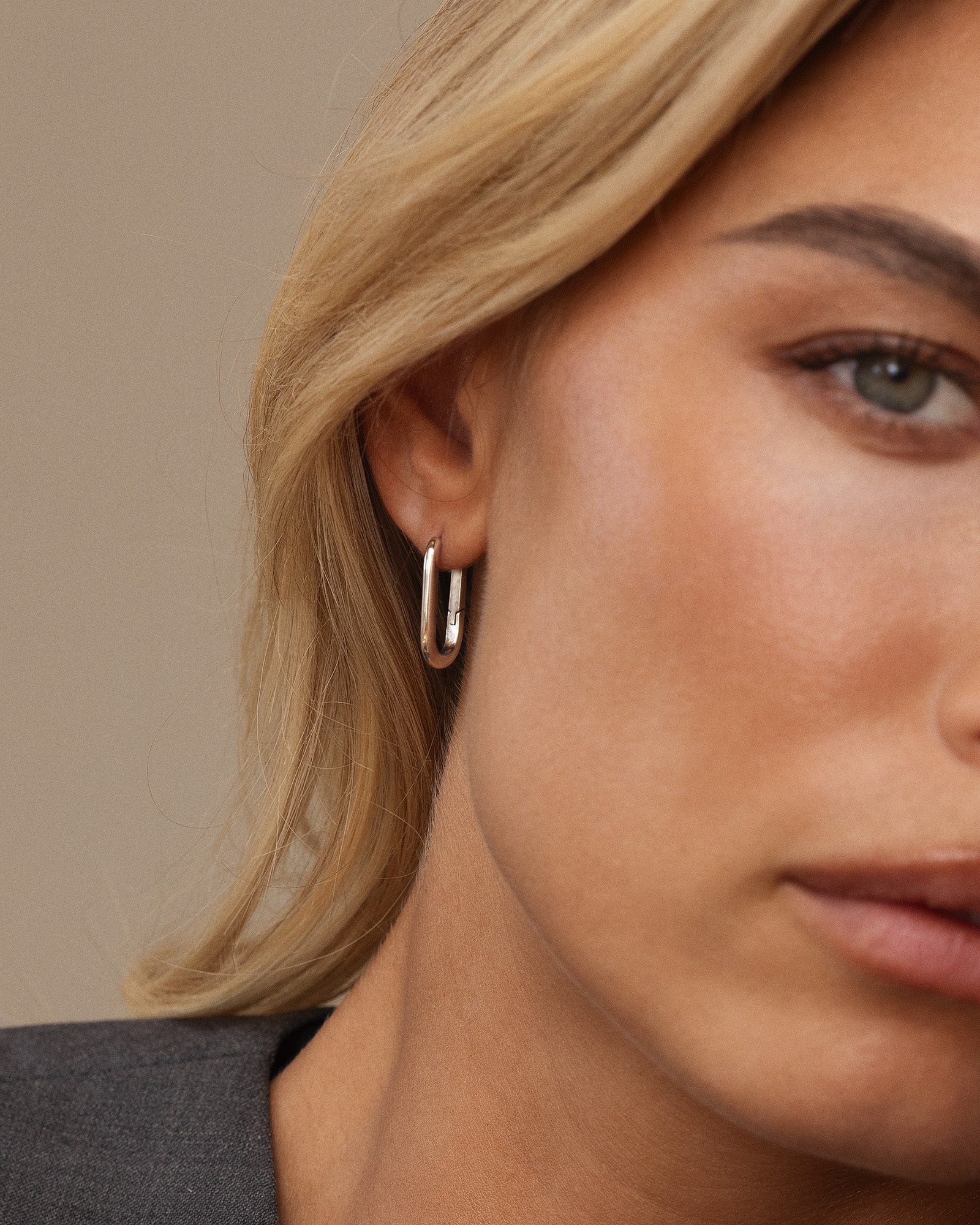 Slim Medium U-Hoops - Image 6