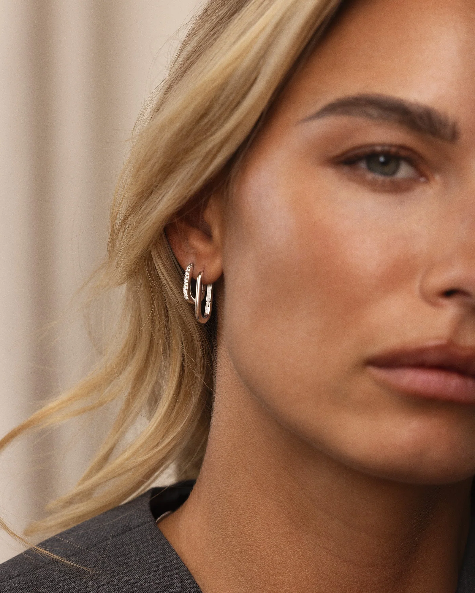 Slim Medium U-Hoops - Image 7
