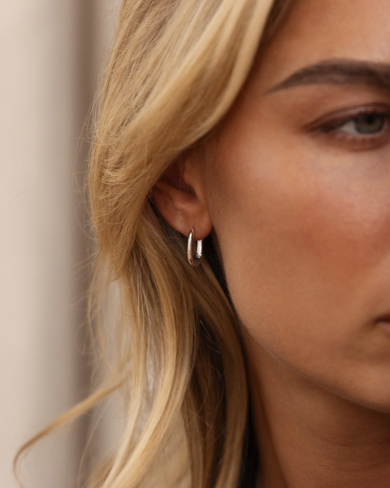 Slim Small U-Hoops - Image 2