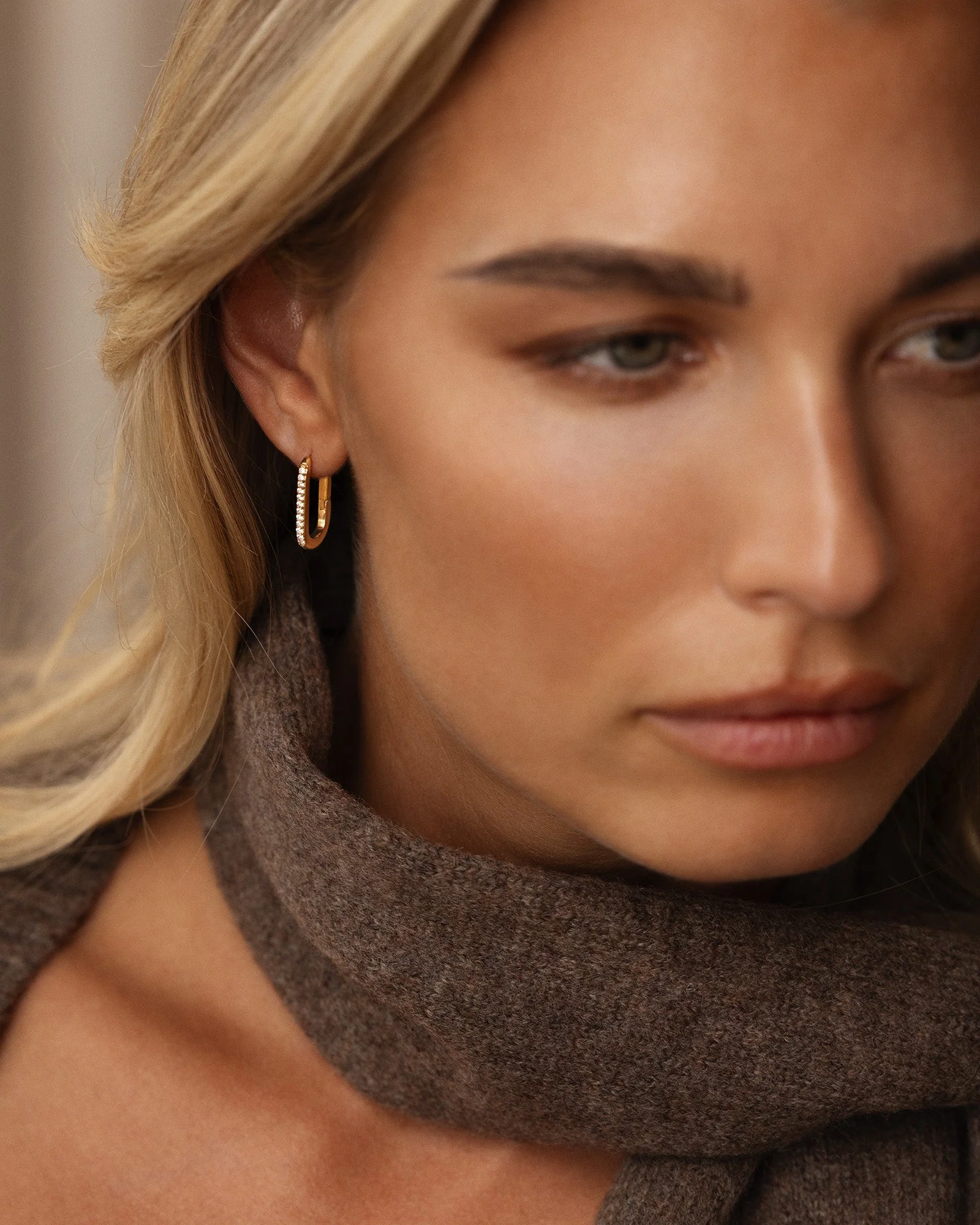 Sparkle Medium U-Hoops - Image 2