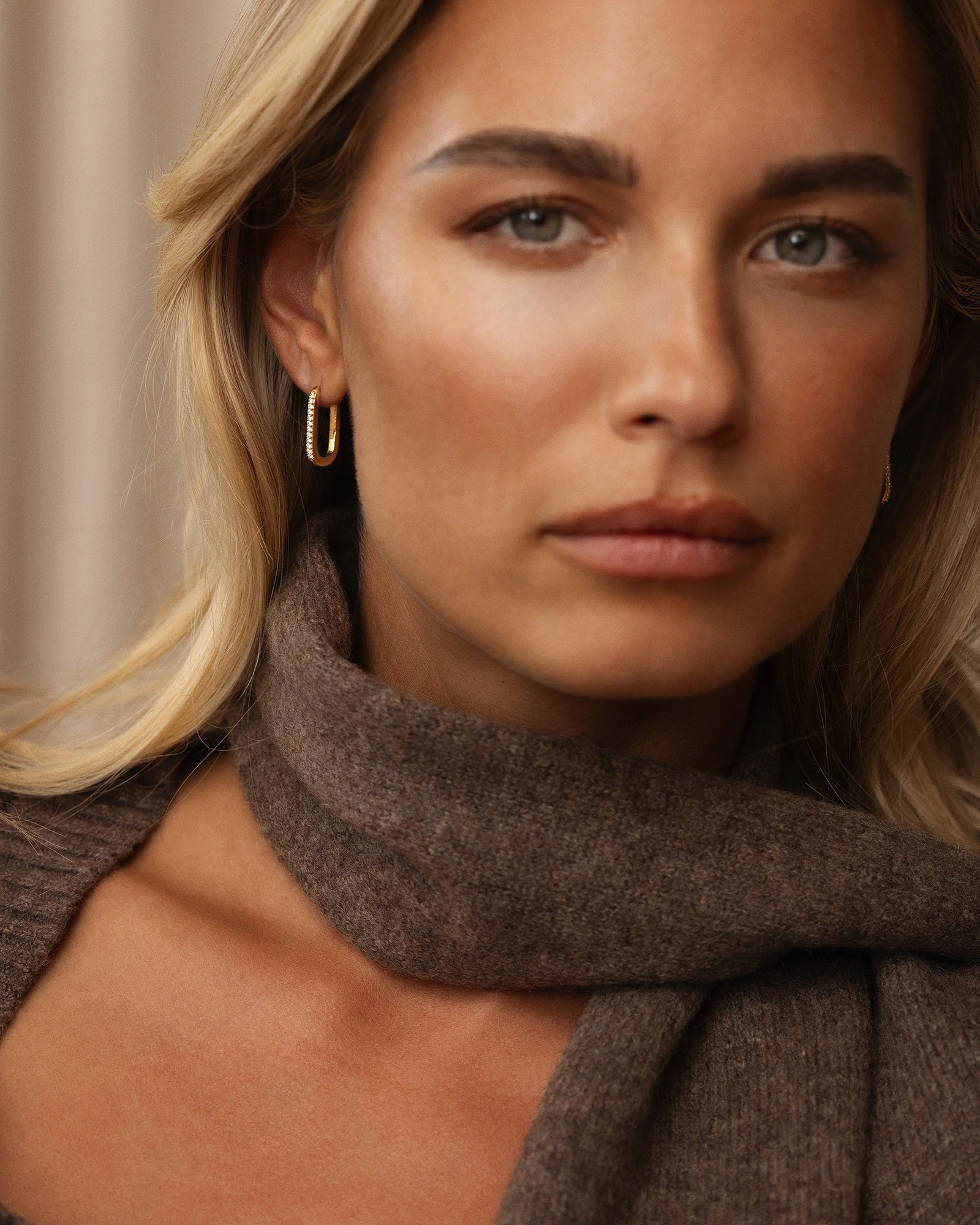 Sparkle Medium U-Hoops - Image 6