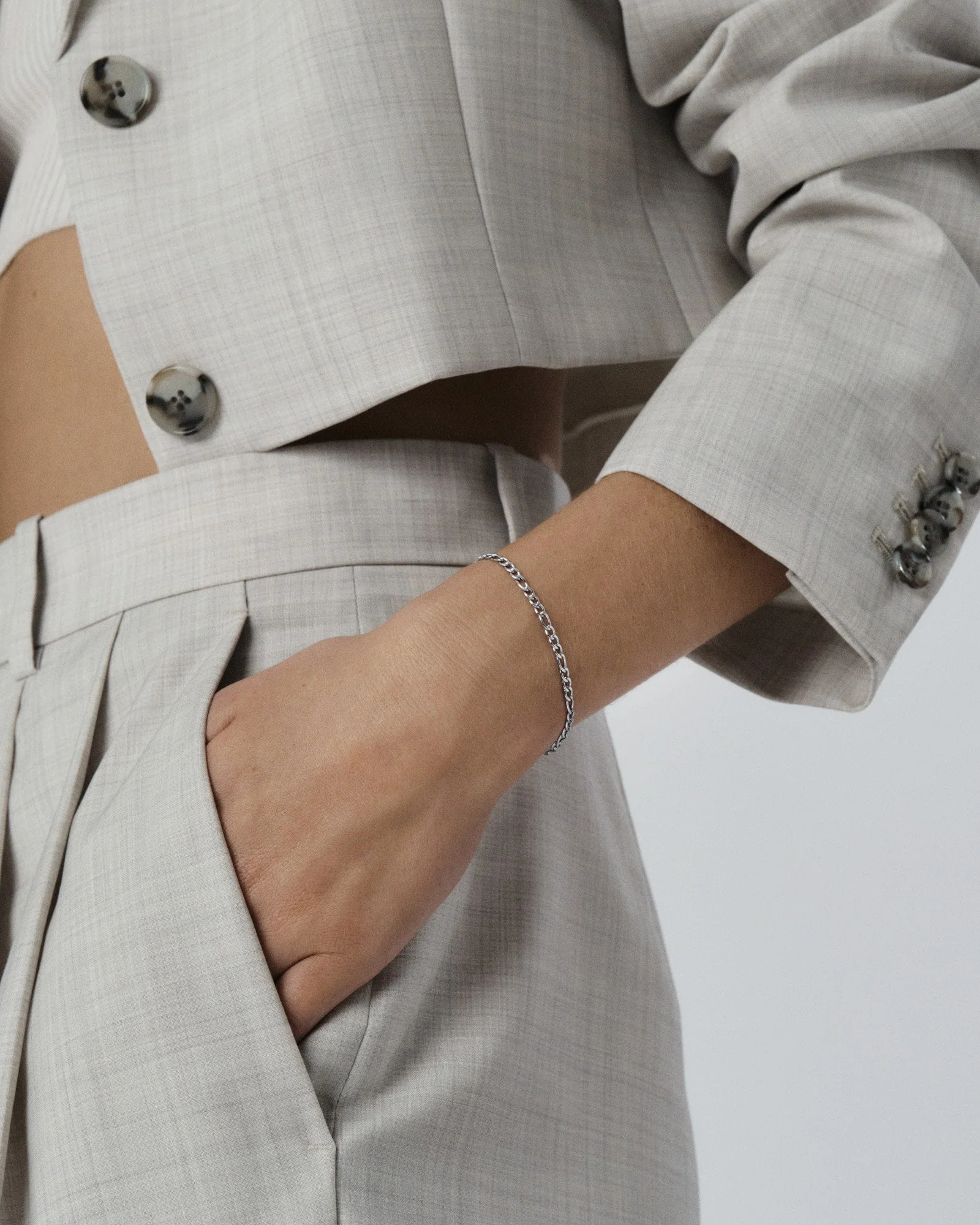 Thin Figaro Bracelet - Image 3