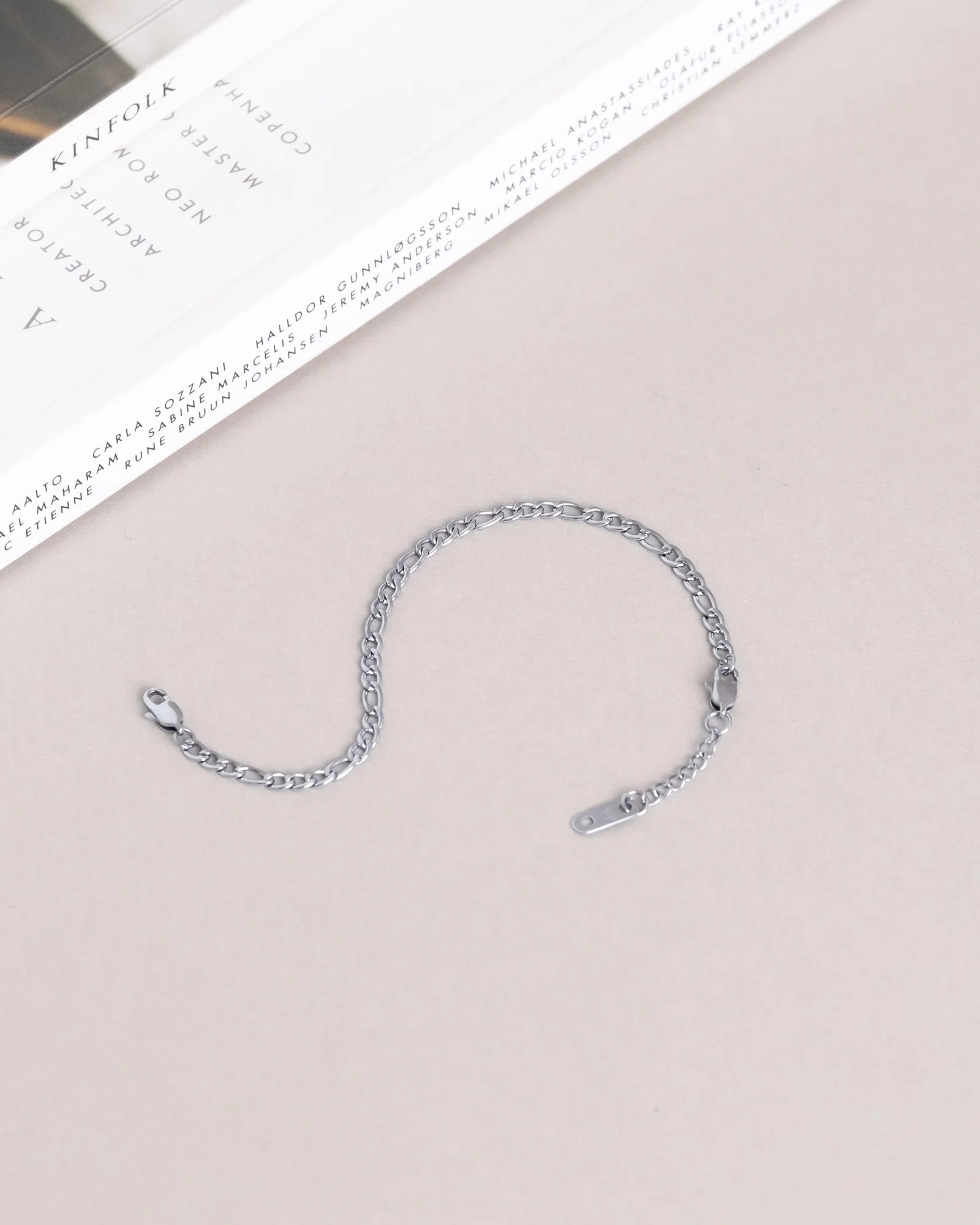 Thin Figaro Bracelet - Image 5