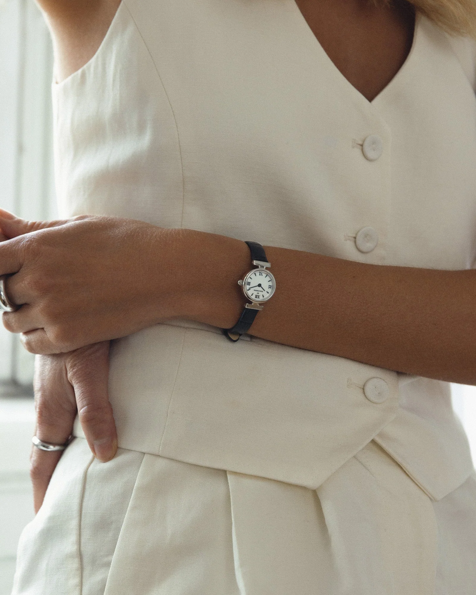 Vintage Leather Silver Watch - Image 3
