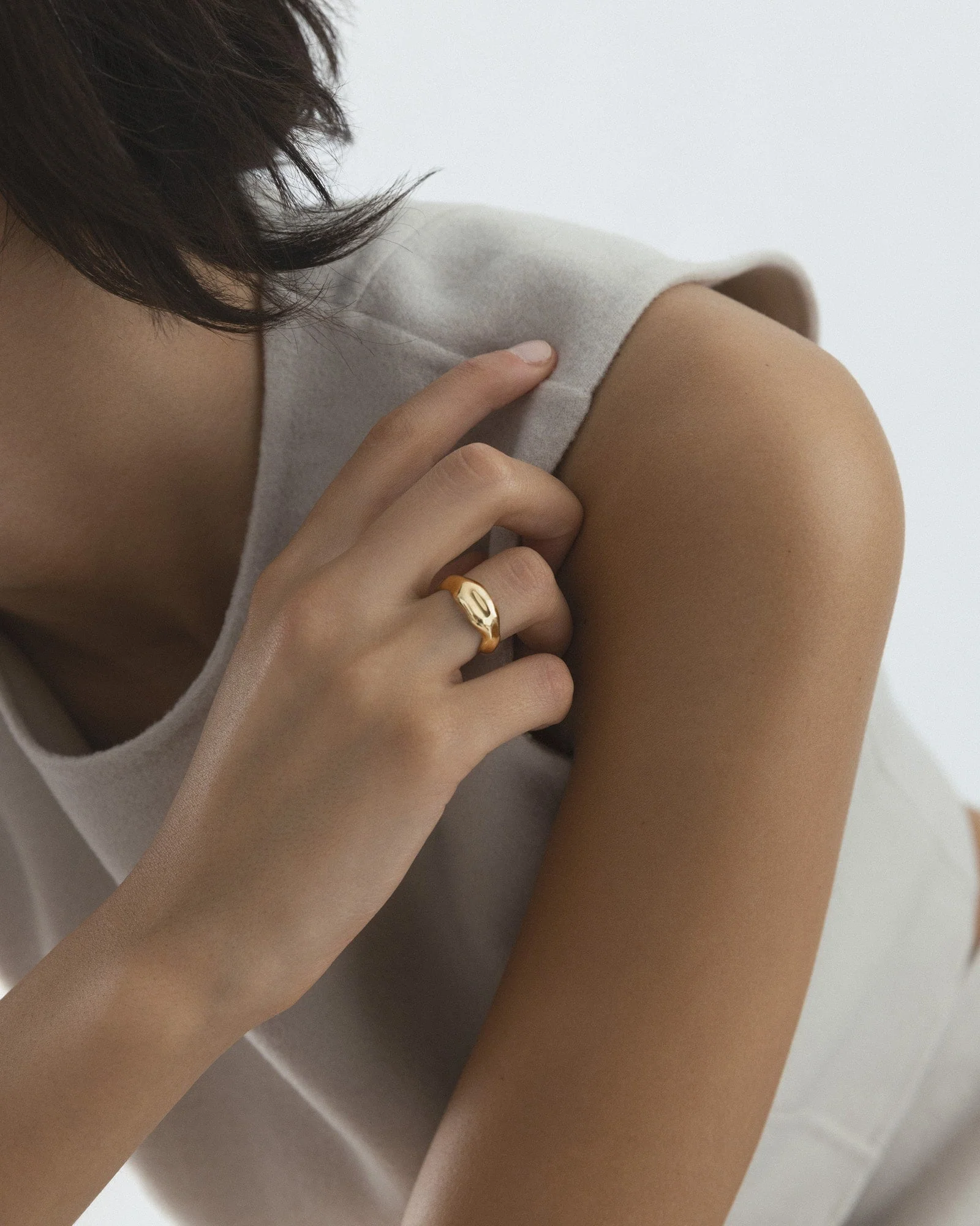WAVY BOLDED RING - Image 3