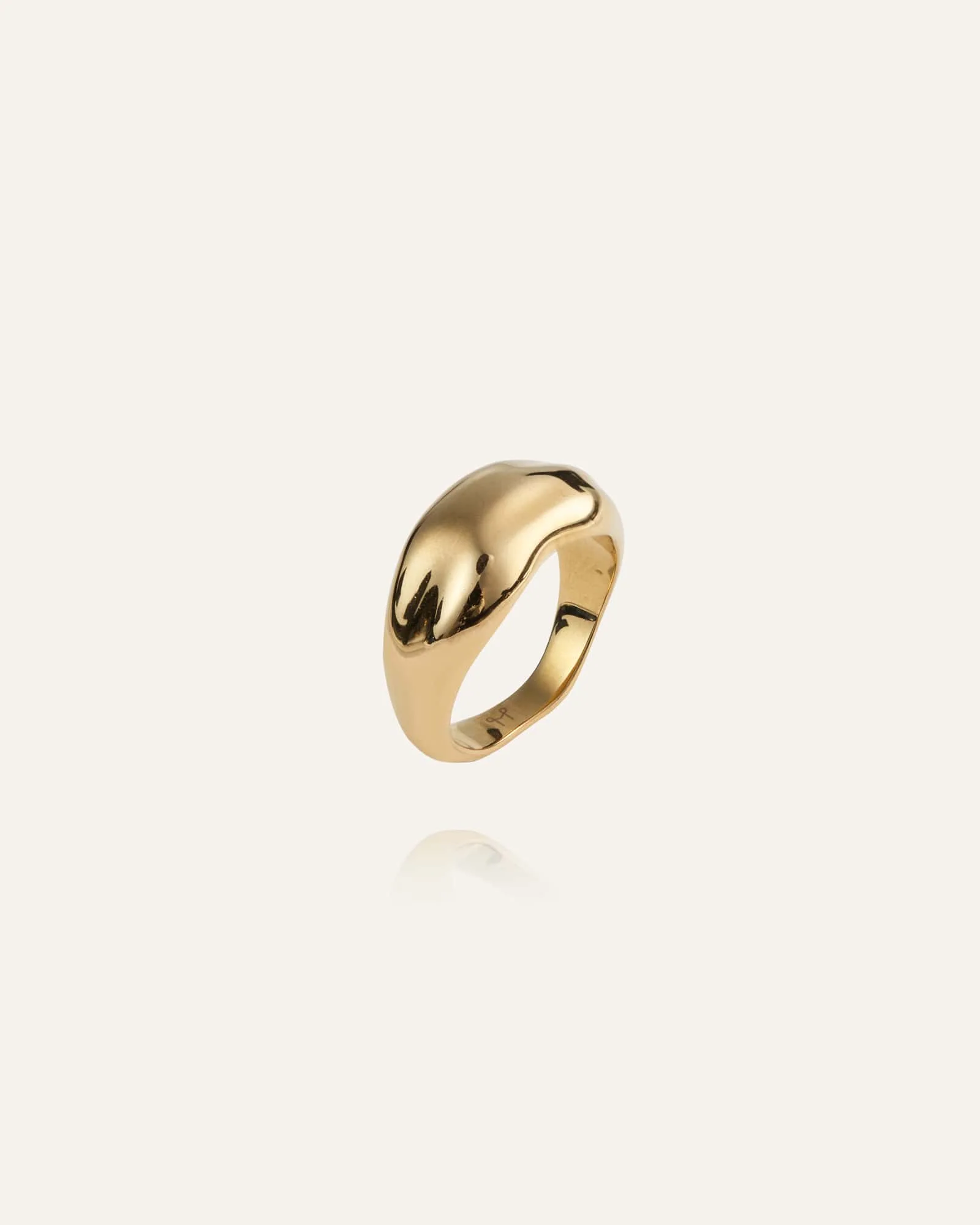 WAVY BOLDED LARGE RING - Image 5